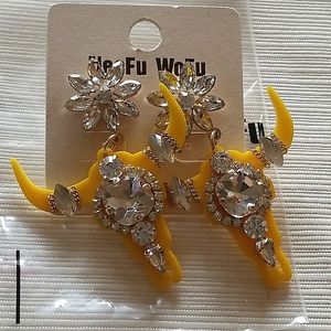 Bull head year of the ox 2021 earrings nwt